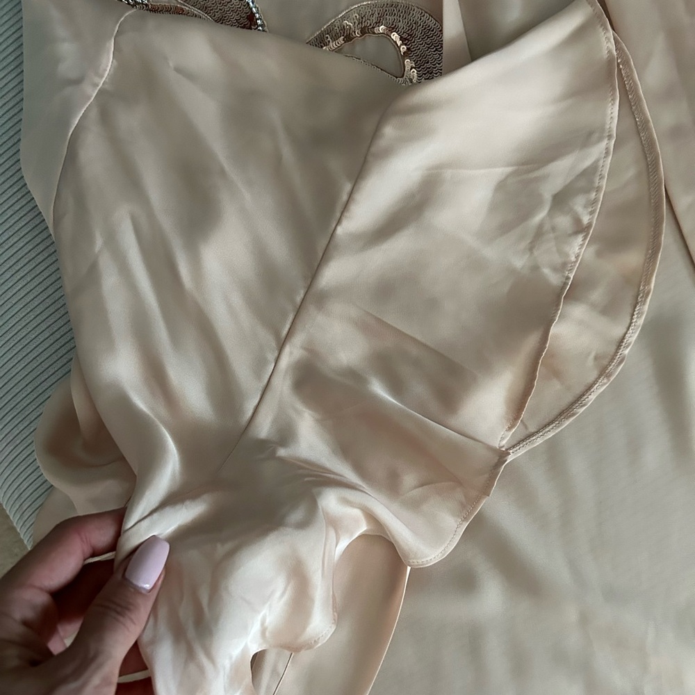 NEW Victoria’s Secret Satin Robe and Cami Set, L - Picture 7 of 9
